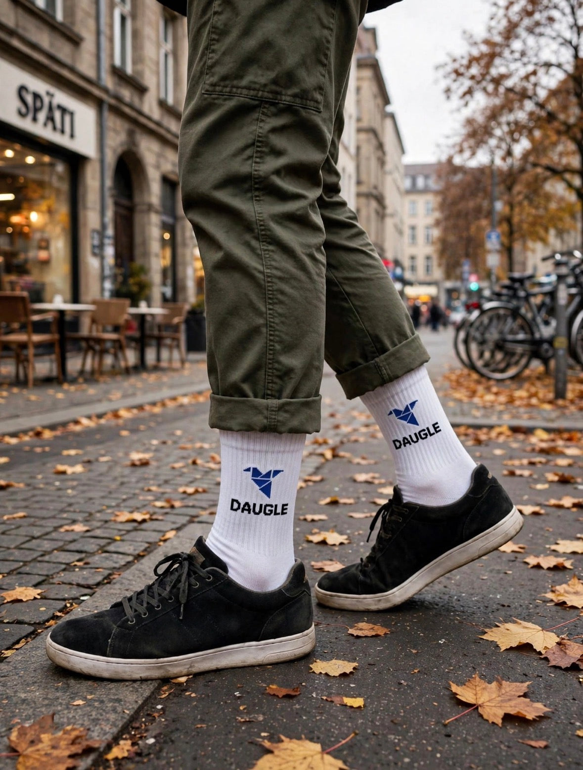 DAUGLE White Crew Socks (3-Pack)⁠ 