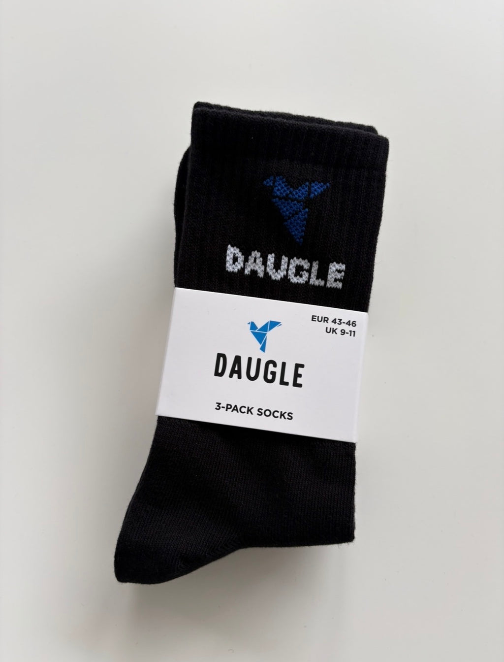 DAUGLE Men's Crew Socks Black with Logo Cotton Blend, 3 Pack, Casual socks, Athletic Style, elastic, for Everyday Wear.